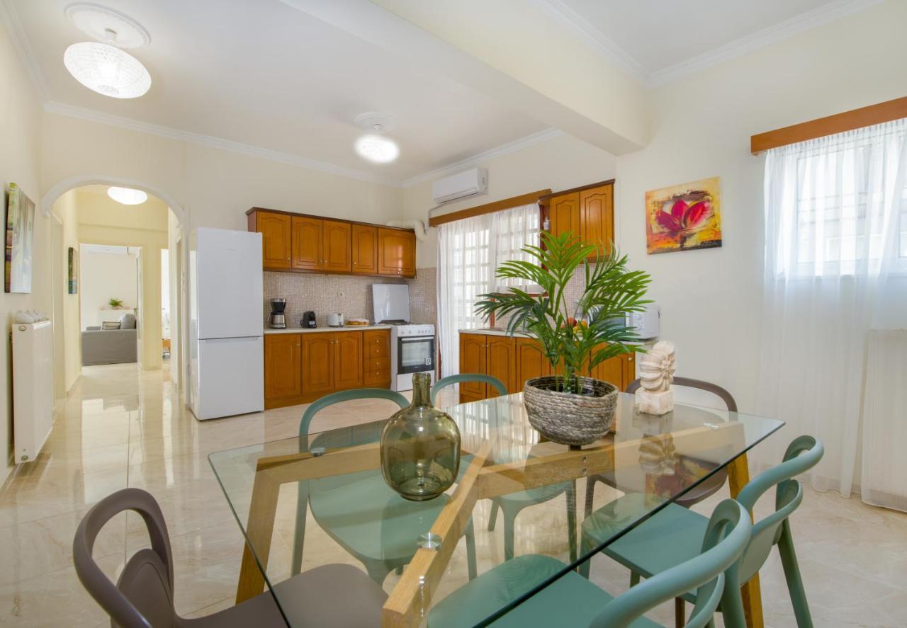 Center Manolia Dream 3 Bedroom Apartment 100M Away From The Beach Chania  Exteriér fotografie